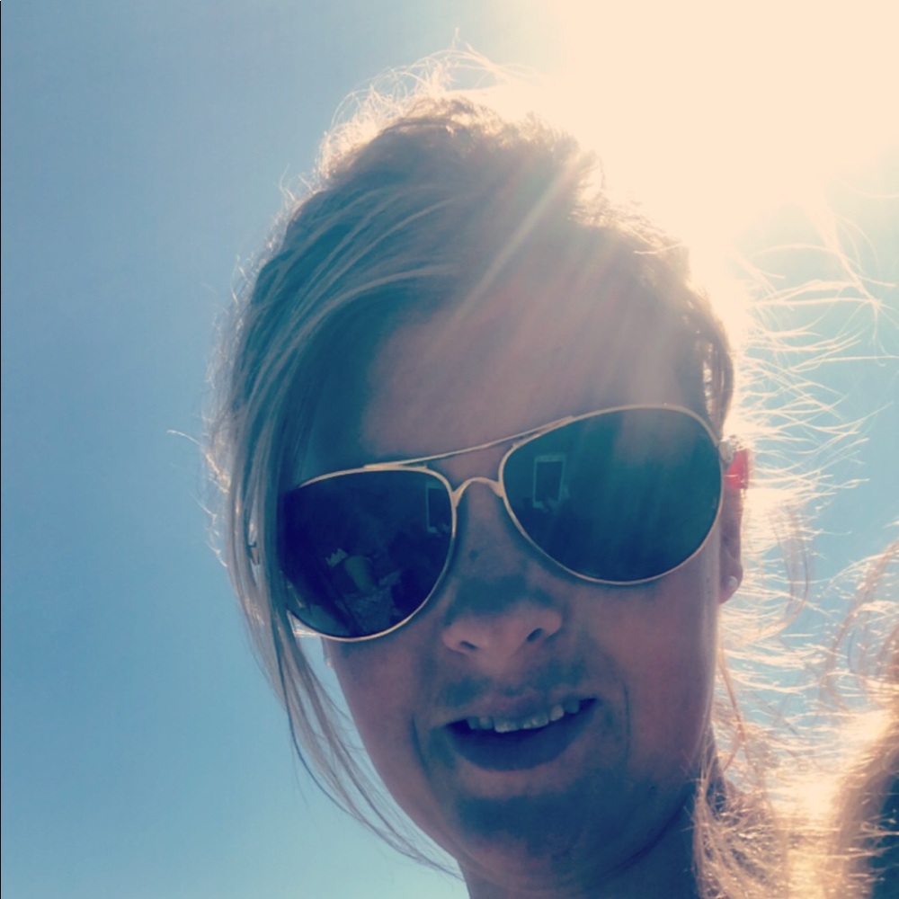 Meet your Posher, Tracey